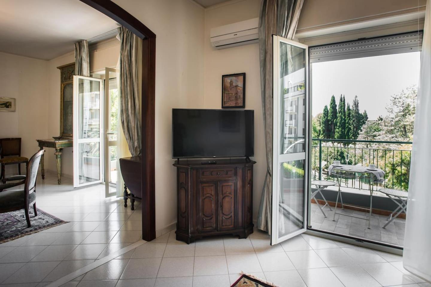 Cagliari On The Park .Mare E Storia! Apartment Ngoại thất bức ảnh